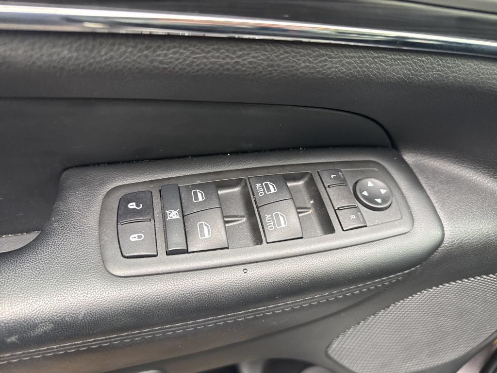 used 2021 Jeep Grand Cherokee car, priced at $27,862