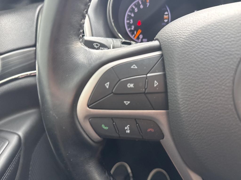 used 2021 Jeep Grand Cherokee car, priced at $27,862