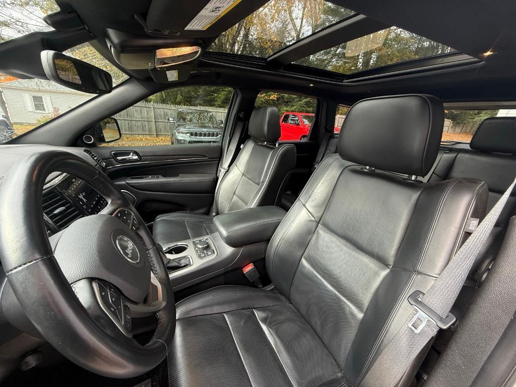 used 2021 Jeep Grand Cherokee car, priced at $28,845