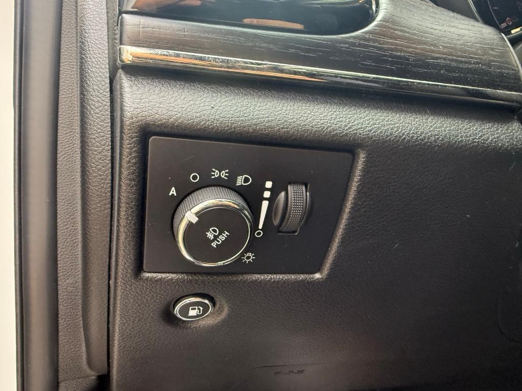 used 2021 Jeep Grand Cherokee car, priced at $28,845