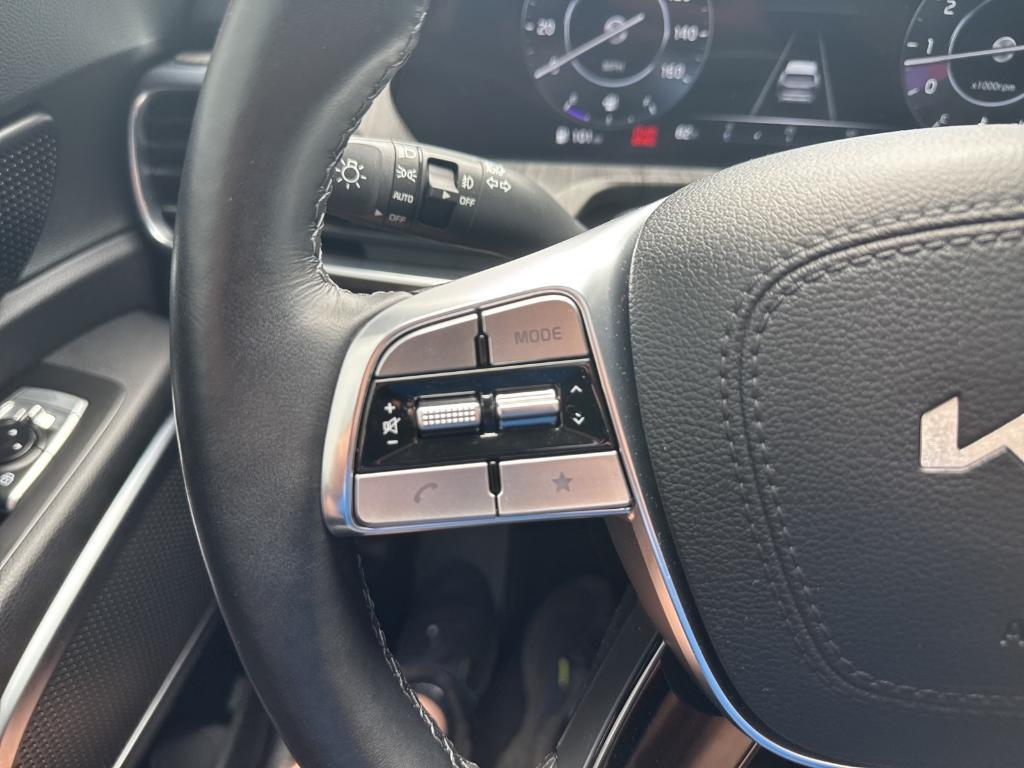 used 2024 Kia Telluride car, priced at $42,651