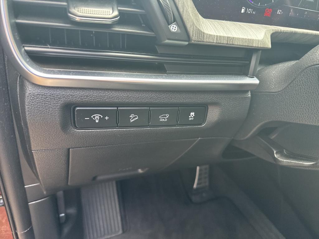 used 2024 Kia Telluride car, priced at $43,881