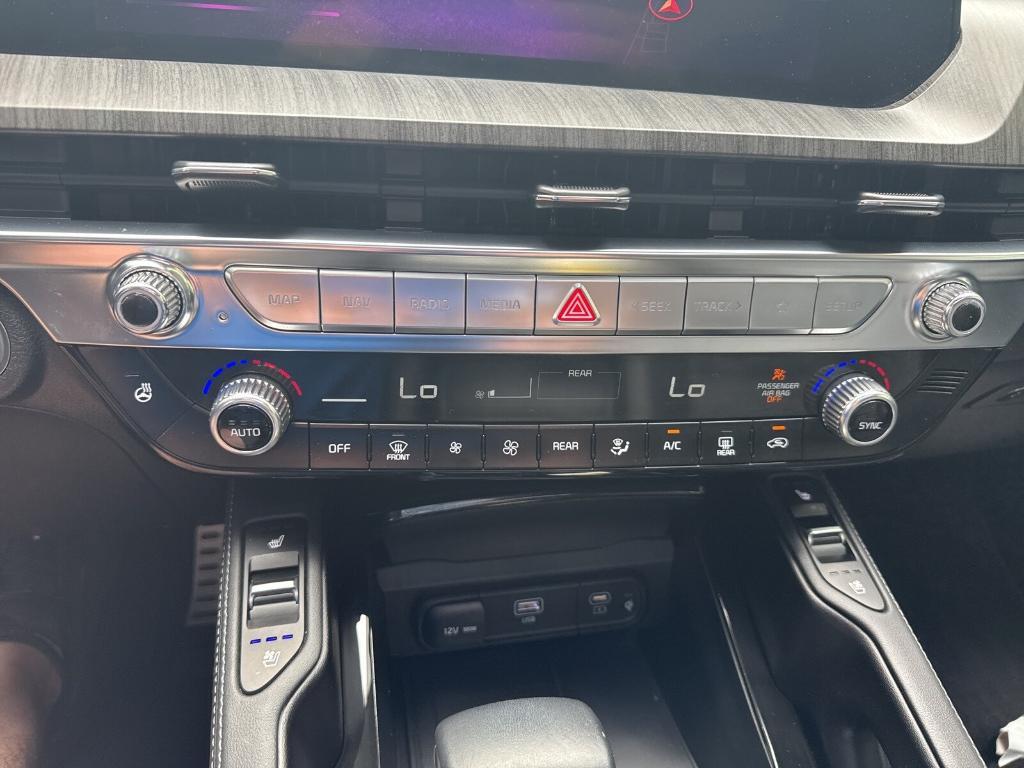 used 2024 Kia Telluride car, priced at $43,881
