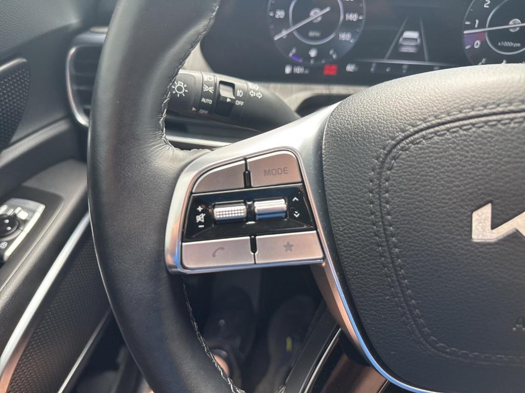 used 2024 Kia Telluride car, priced at $43,881