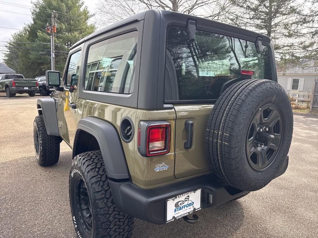 new 2025 Jeep Wrangler car, priced at $48,658