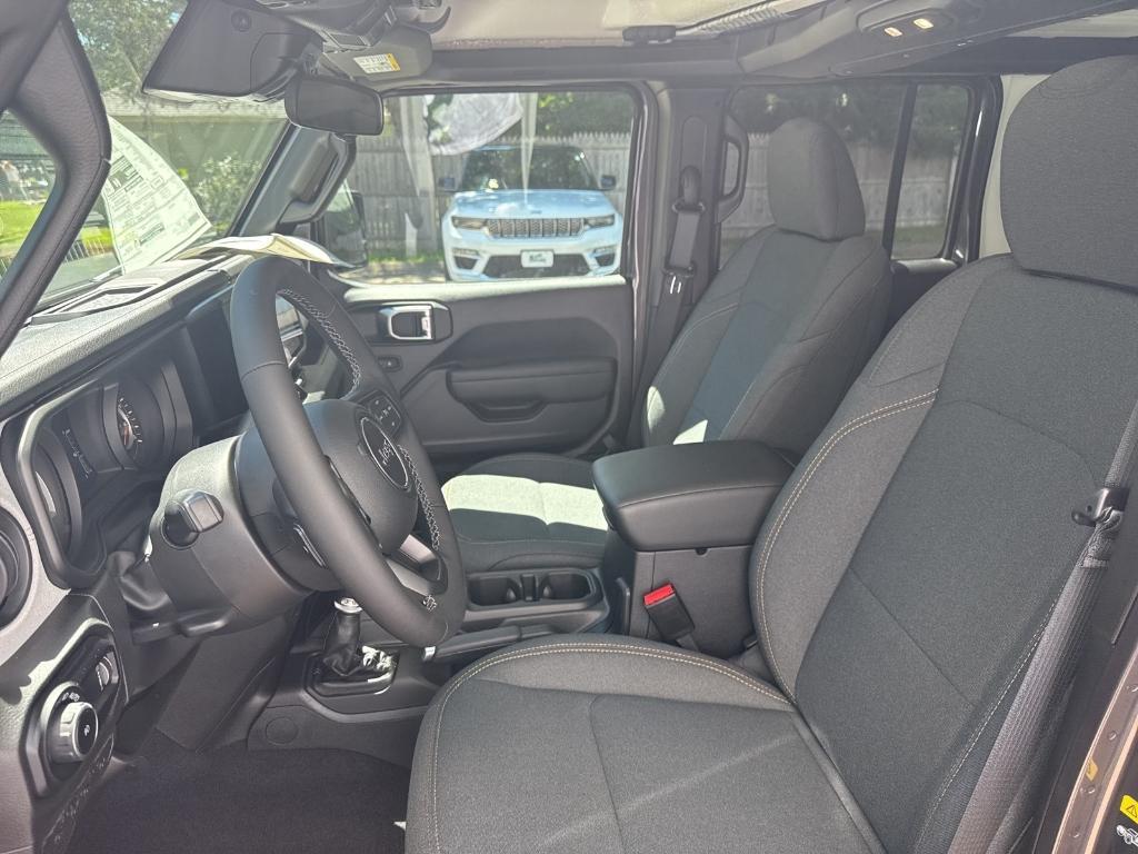 new 2025 Jeep Wrangler car, priced at $49,296