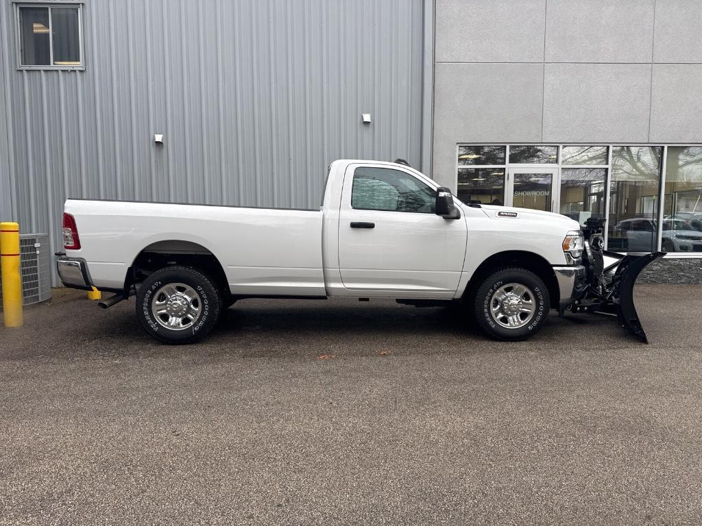 new 2024 Ram 3500 car, priced at $62,900