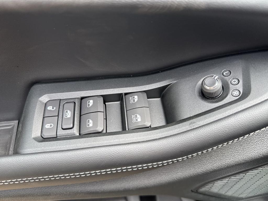 new 2025 Jeep Grand Cherokee car, priced at $52,535