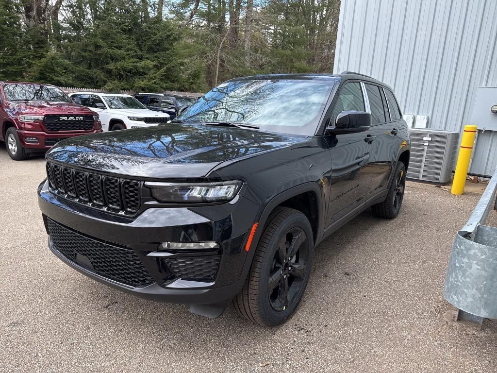 new 2025 Jeep Grand Cherokee car, priced at $52,535