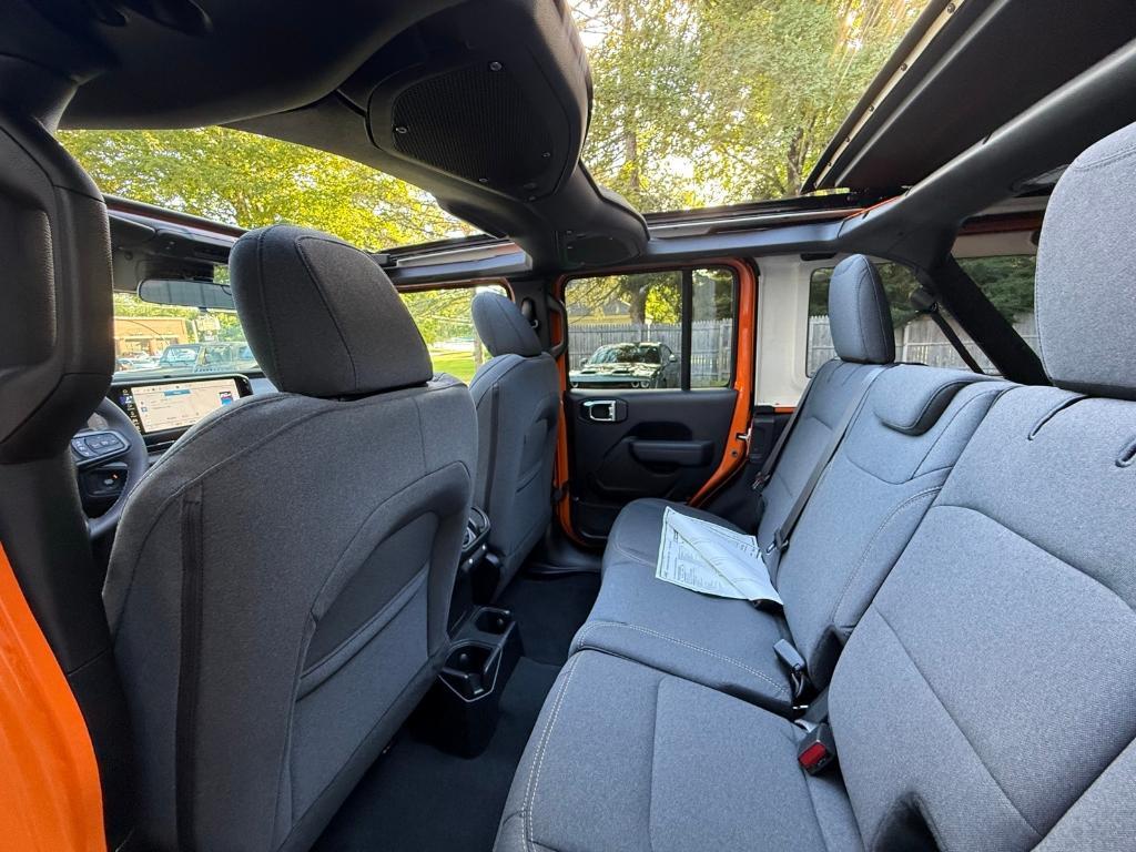 new 2025 Jeep Wrangler car, priced at $51,546