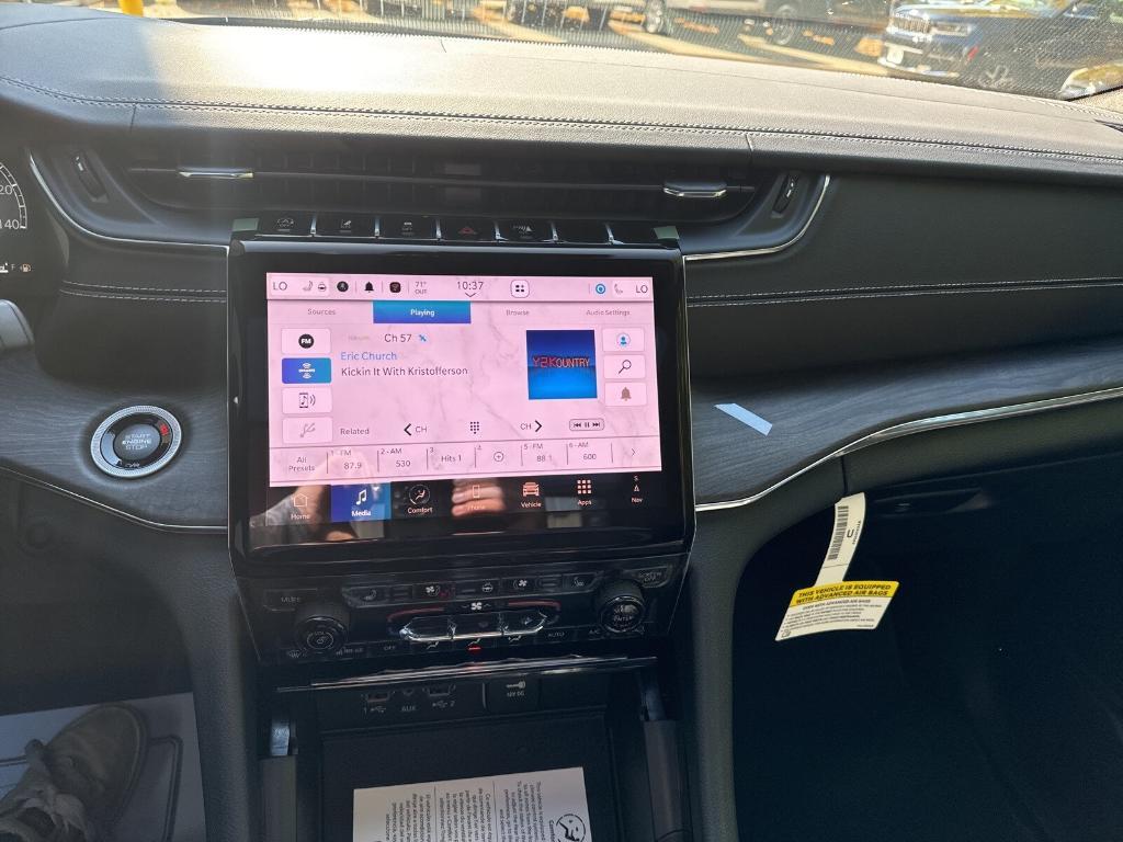 new 2025 Jeep Grand Cherokee L car, priced at $64,170