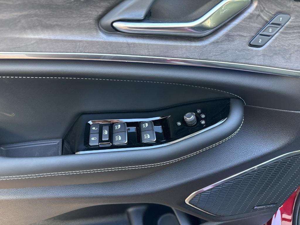 new 2025 Jeep Grand Cherokee L car, priced at $64,170