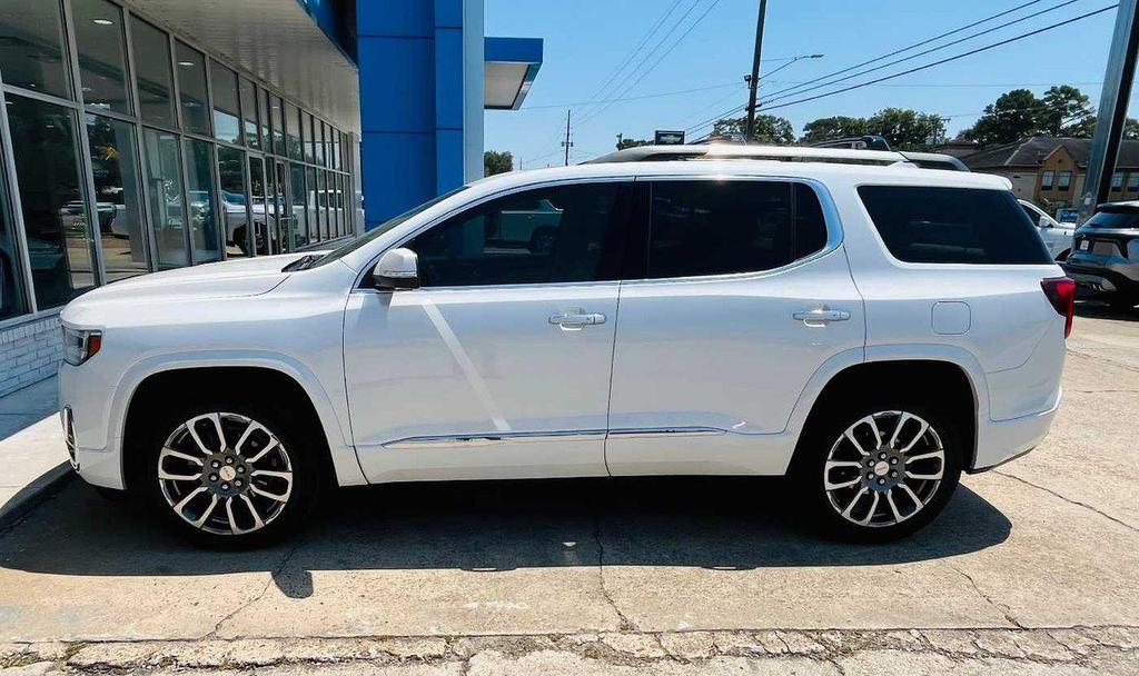 used 2021 GMC Acadia car, priced at $26,990