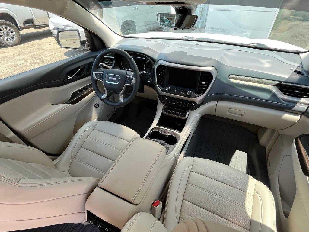 used 2021 GMC Acadia car, priced at $26,990