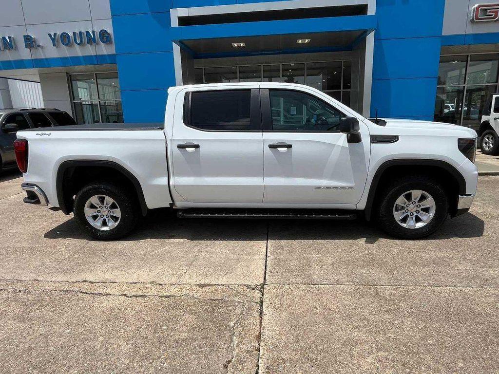 used 2022 GMC Sierra 1500 car, priced at $36,990