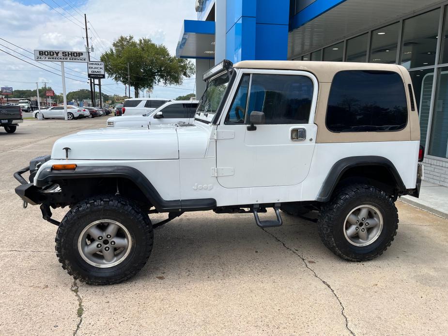 used 1993 Jeep Wrangler car, priced at $6,990