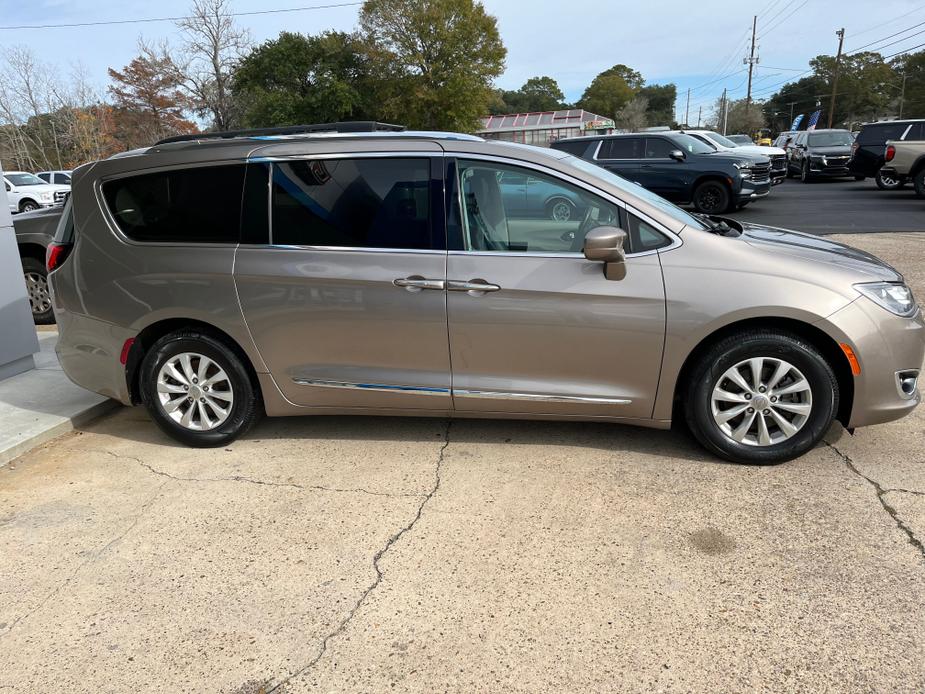 used 2018 Chrysler Pacifica car, priced at $16,990