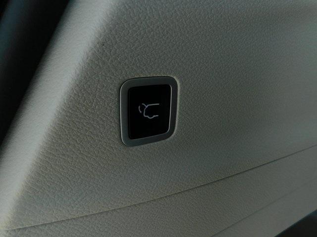 used 2023 Chrysler Pacifica car, priced at $23,488