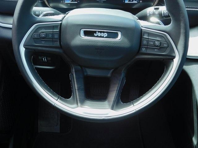 new 2025 Jeep Grand Cherokee L car, priced at $50,976