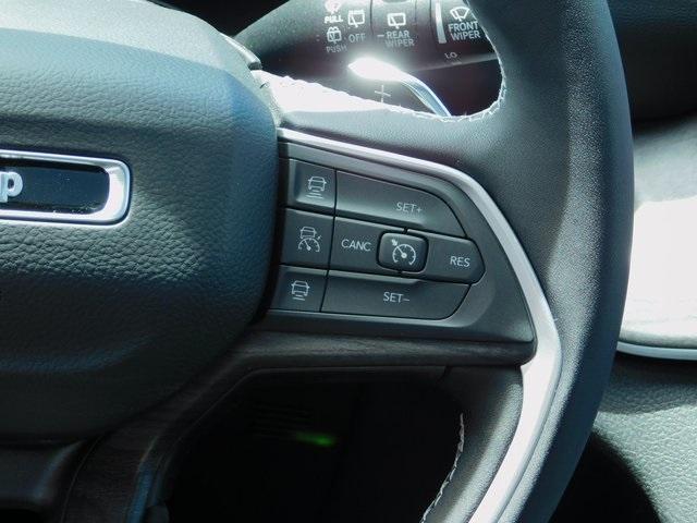 new 2025 Jeep Grand Cherokee L car, priced at $50,976