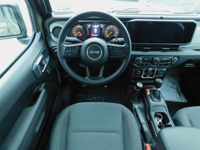 new 2025 Jeep Wrangler car, priced at $41,153