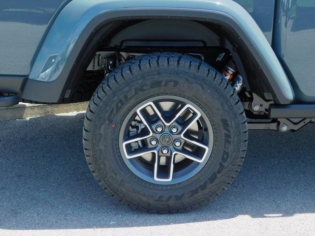 new 2025 Jeep Gladiator car, priced at $55,905