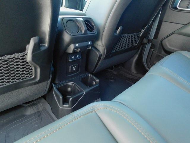 new 2025 Jeep Gladiator car, priced at $55,905