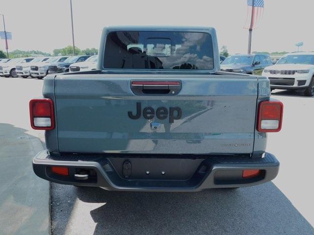 new 2025 Jeep Gladiator car, priced at $46,487