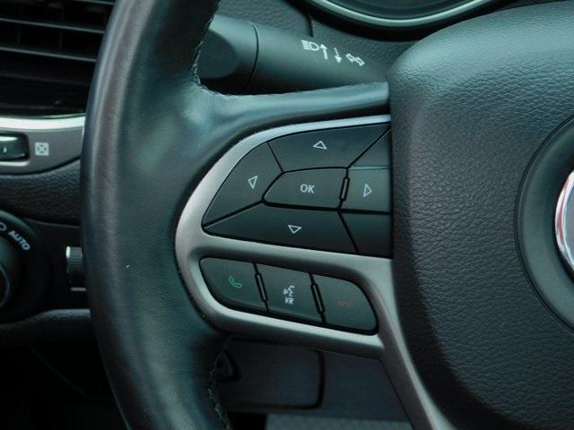 used 2021 Jeep Cherokee car