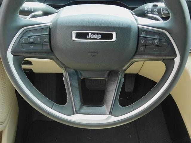 used 2023 Jeep Grand Cherokee car, priced at $30,997