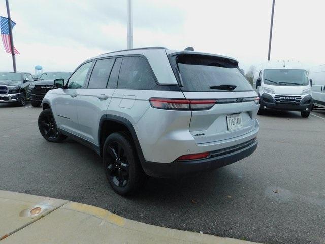 used 2023 Jeep Grand Cherokee car, priced at $28,974