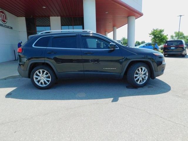 used 2016 Jeep Cherokee car, priced at $7,695
