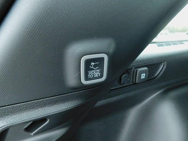new 2025 Jeep Grand Cherokee car, priced at $43,967