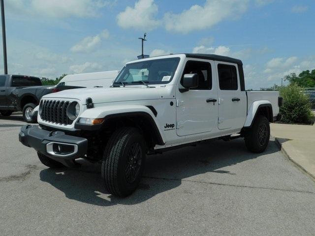 new 2025 Jeep Gladiator car, priced at $41,450