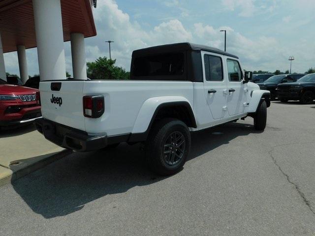 new 2025 Jeep Gladiator car, priced at $41,450