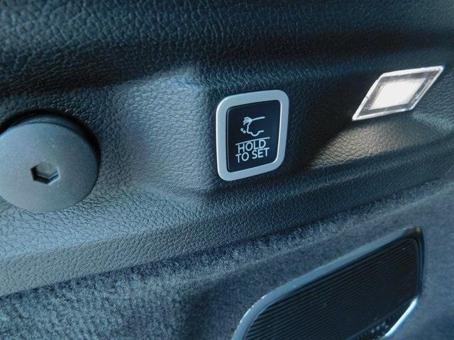 new 2025 Jeep Grand Cherokee L car, priced at $69,015