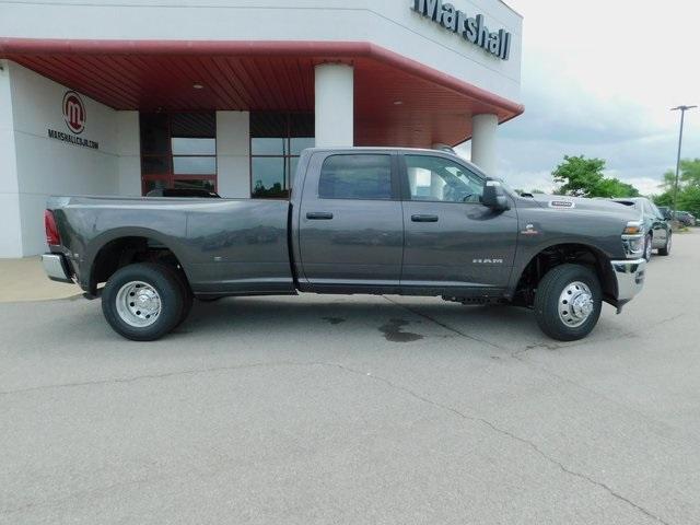 new 2025 Ram 3500 car, priced at $72,477