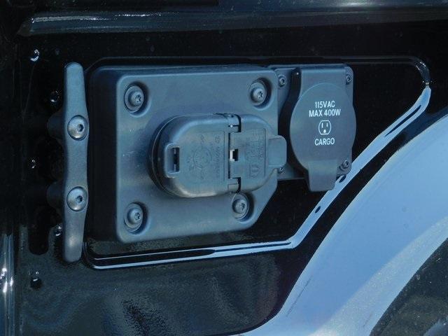 new 2025 Ram 3500 car