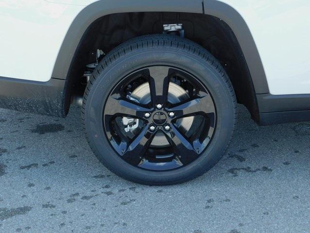 new 2025 Jeep Grand Cherokee L car, priced at $51,200