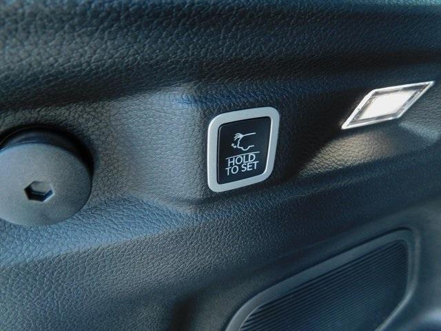 new 2025 Jeep Grand Cherokee L car, priced at $51,200