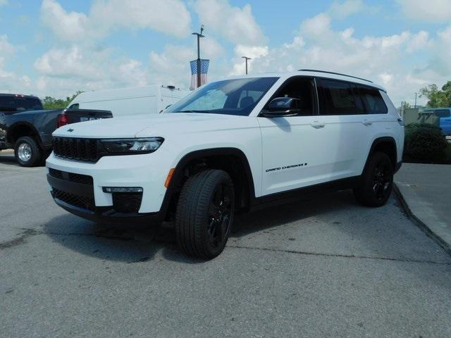 new 2025 Jeep Grand Cherokee L car, priced at $51,200