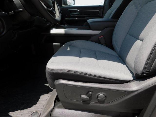 new 2025 Ram 1500 car, priced at $46,476