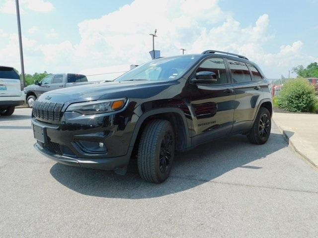 used 2023 Jeep Cherokee car, priced at $22,996