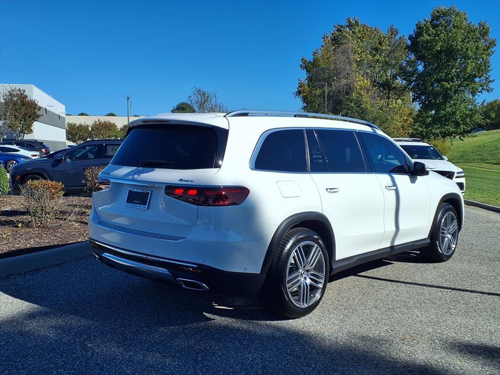 new 2026 Mercedes-Benz GLS 450 car, priced at $92,330
