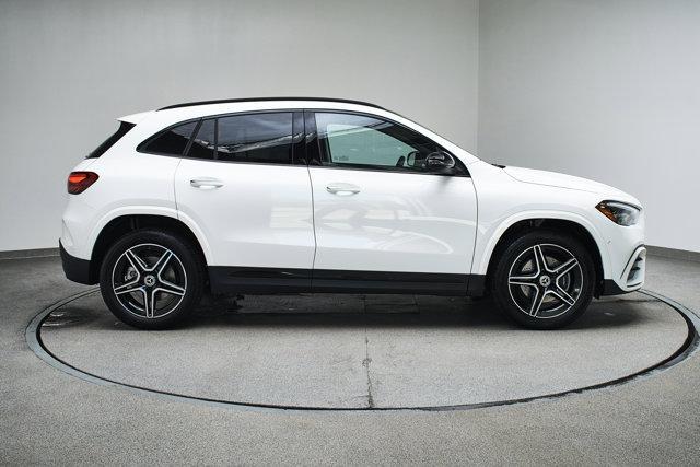 new 2024 Mercedes-Benz GLA 250 car, priced at $49,488