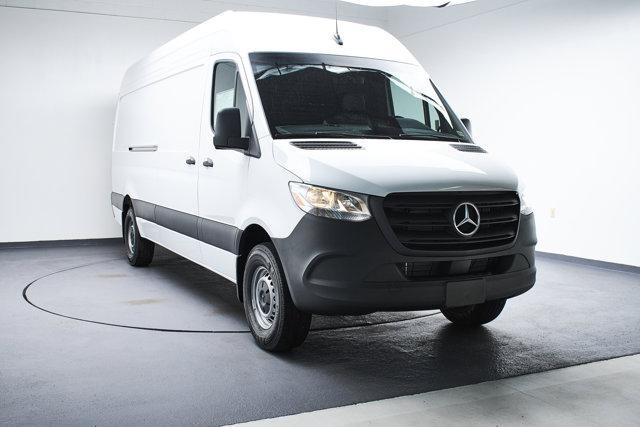 new 2025 Mercedes-Benz Sprinter 2500 car, priced at $66,618