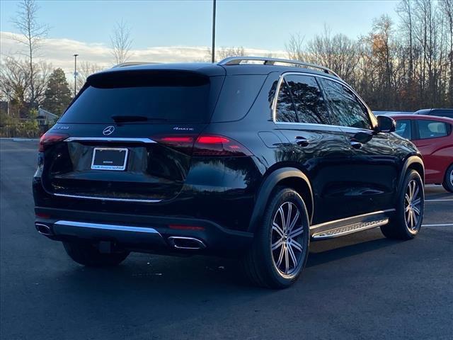 new 2025 Mercedes-Benz GLE 450 car, priced at $91,300