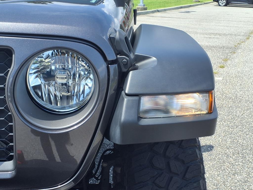 used 2020 Jeep Gladiator car, priced at $38,445