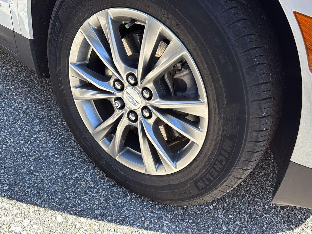 used 2021 Cadillac XT5 car, priced at $29,770