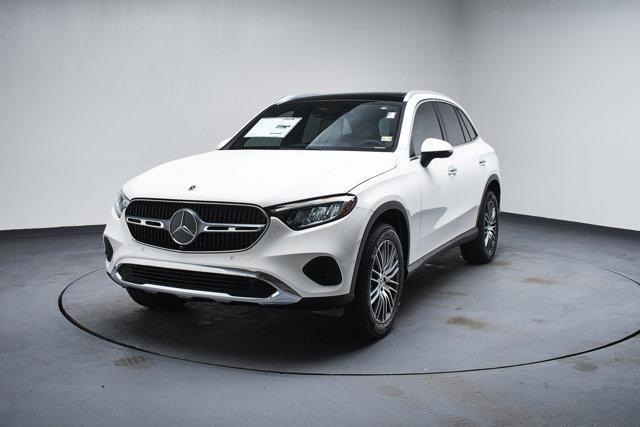 new 2025 Mercedes-Benz GLC 300 car, priced at $56,035